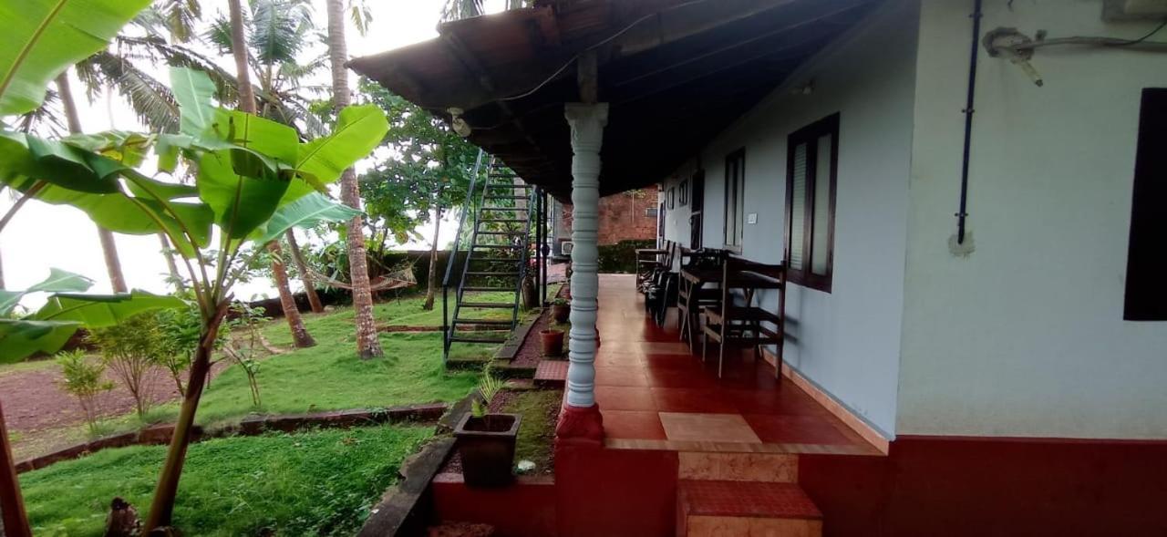 Perch By The Sea Bed & Breakfast Kannur Exterior photo