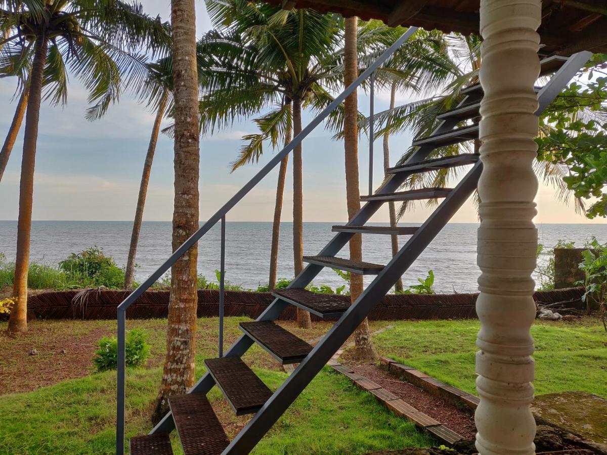 Perch By The Sea Bed & Breakfast Kannur Exterior photo