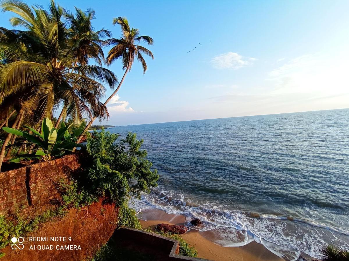 Perch By The Sea Bed & Breakfast Kannur Exterior photo