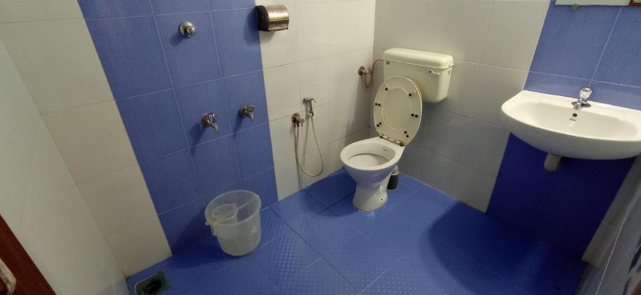 Perch By The Sea Bed & Breakfast Kannur Room photo